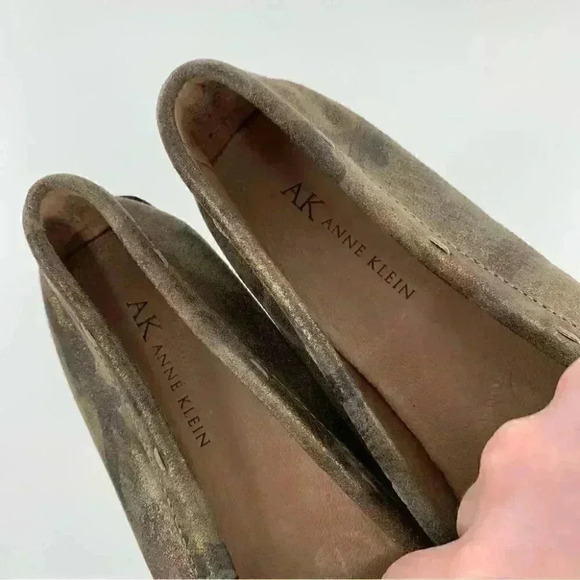 AK Anne Klein flats 8.5 Davis brown gold leather camo horsebit driving loafers - Picture 10 of 13